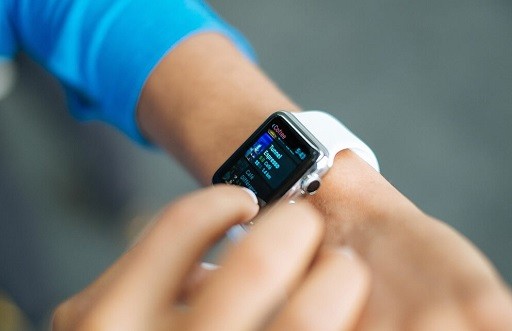 Czy smartwatch działa bez telefonu? Poznaj odpowiedź na to pytanie